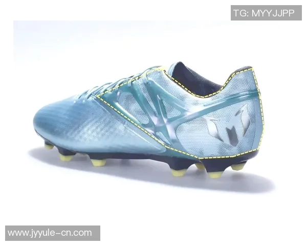 梅西足球鞋历经传奇球星脚下风采见证他们的辉煌与荣耀