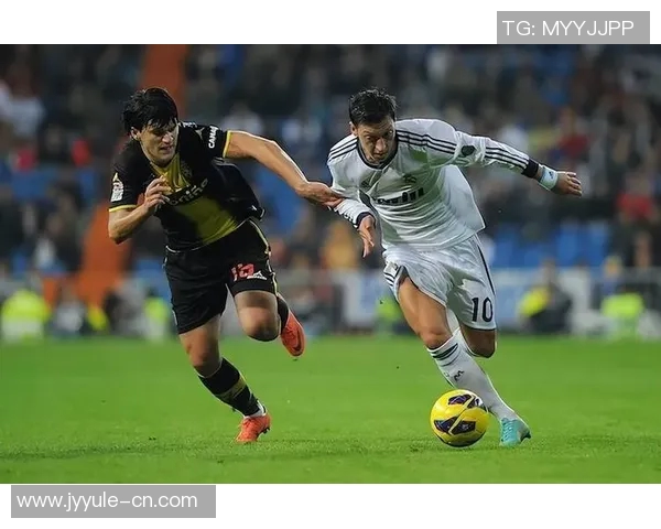 足坛小丑崛起之路从草根少年到世界级足球巨星传奇